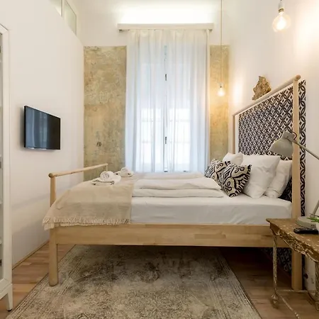 Bohemian Dream In The Absolute Center W 2br/2bt * Budapesta