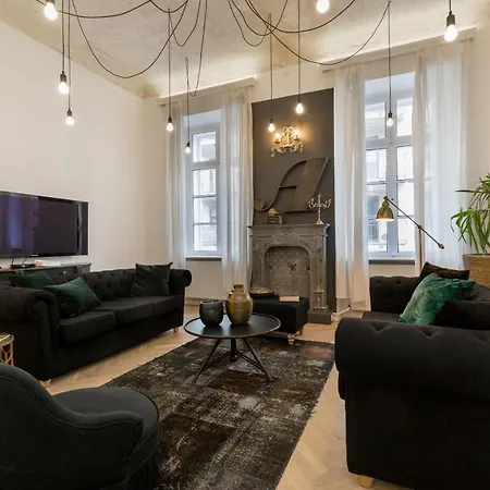 Lejlighed Bohemian Dream In The Absolute Center W 2br/2bt *