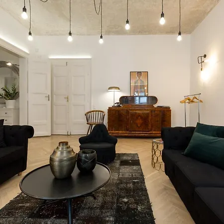 Lejlighed Bohemian Dream In The Absolute Center W 2br/2bt Budapest