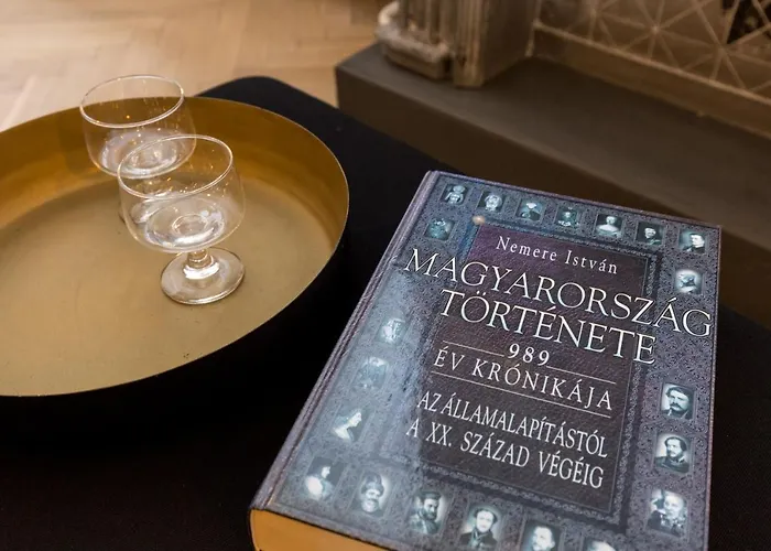 Bohemian Dream In The Absolute Center W 2br/2bt * بودابست