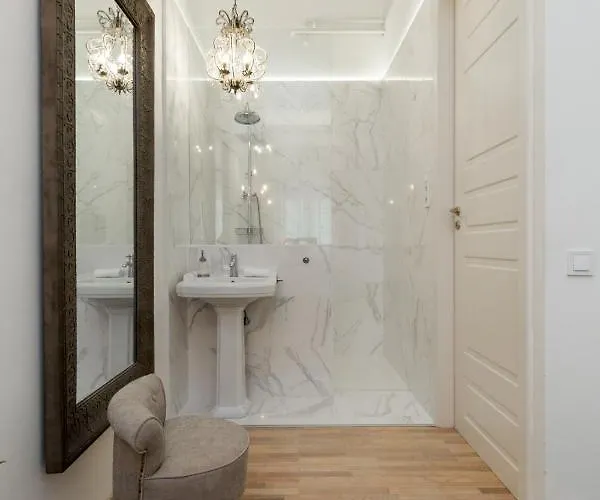Bohemian Dream In The Absolute Center W 2br/2bt * Budapest