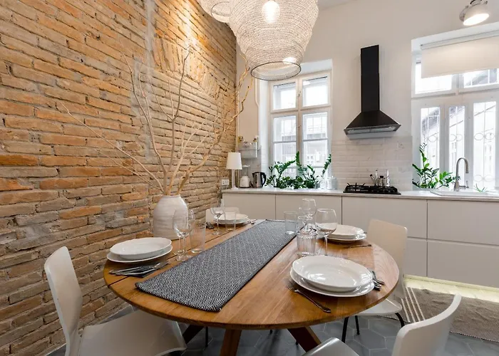 Bohemian Dream In The Absolute Center W 2br/2bt * Budapest