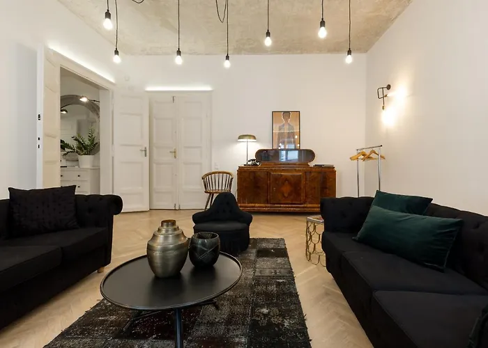 شقة Bohemian Dream In The Absolute Center W 2br/2bt بودابست