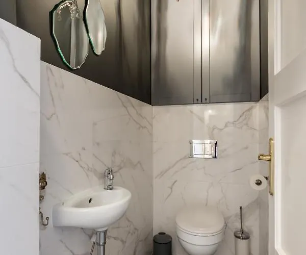 Bohemian Dream In The Absolute Center W 2br/2bt * Budapest
