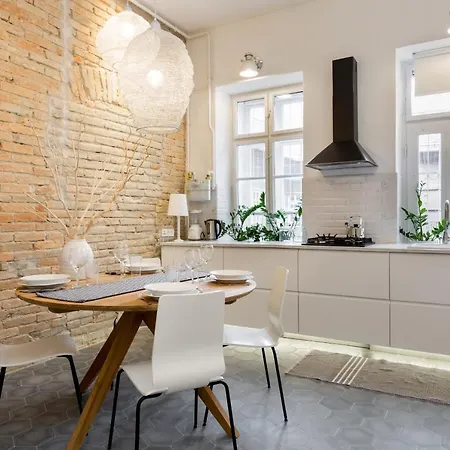 Bohemian Dream In The Absolute Center W 2br/2bt * Будапешт